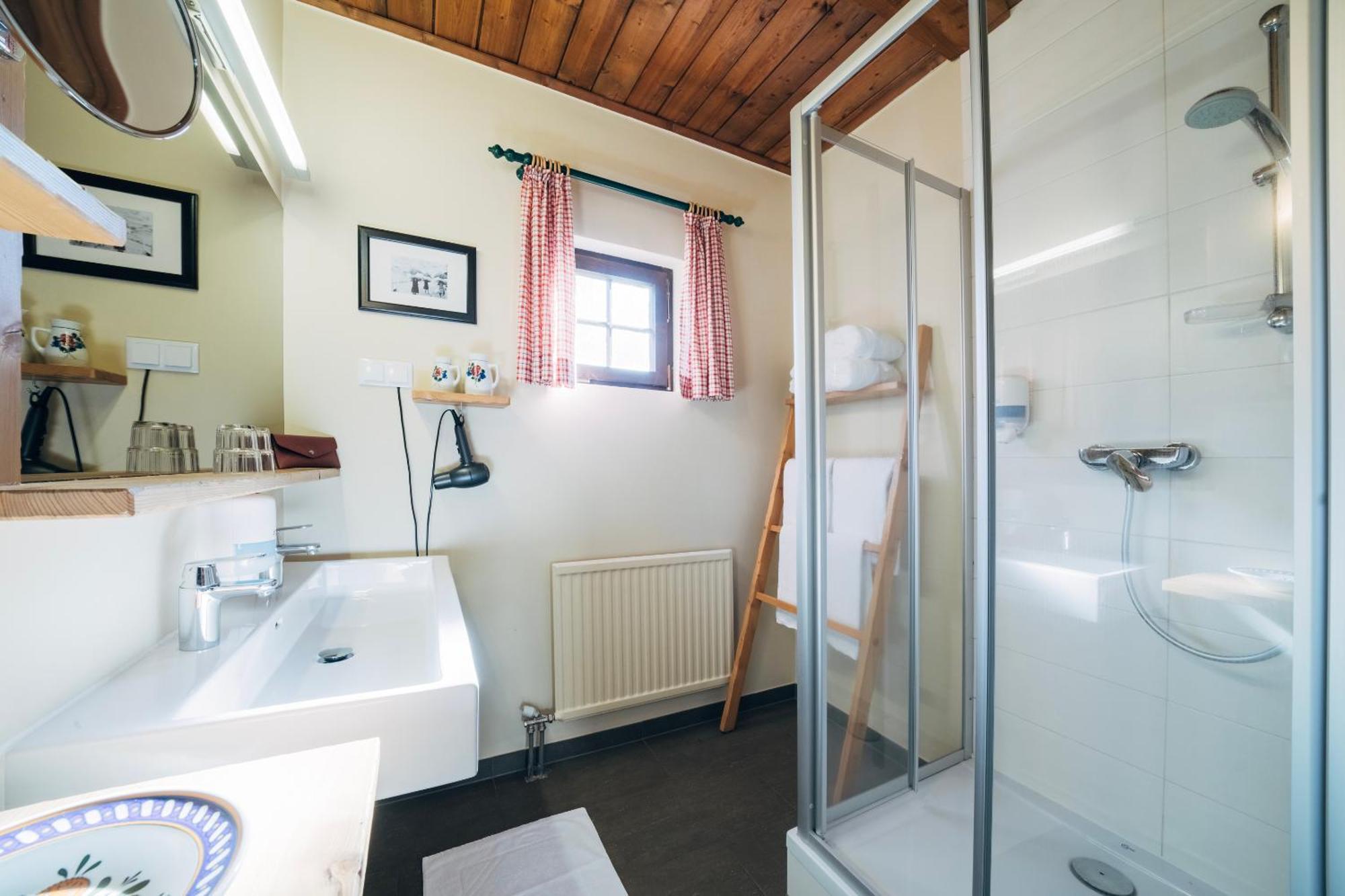 Slow Travel Resort Kirchleitn บาด ไคลน์เคิร์ชไฮม์ ภายนอก รูปภาพ