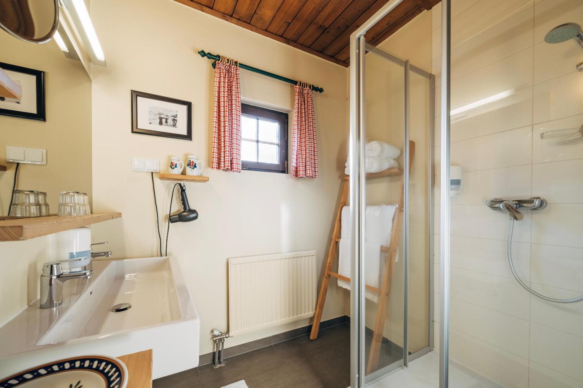 Slow Travel Resort Kirchleitn บาด ไคลน์เคิร์ชไฮม์ ภายนอก รูปภาพ
